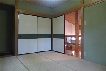和室（西方向を撮影）