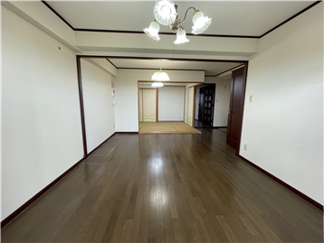 LDK／和室方向を撮影※リフォーム・補修等前