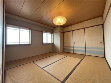 和室2(襖紙・障子貼替え済/網戸張替え済)