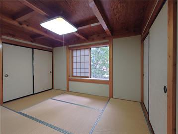和室2を居室入口側より