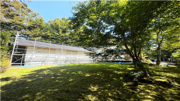 建物外観(リフォーム・補修中)/南西側から撮影