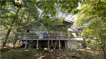 建物外観（南東側より撮影）