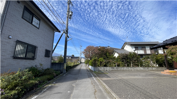 前面道路(北方向を撮影)