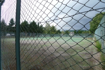 テニスコート（約５５０ｍ）