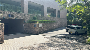 屋外駐車場