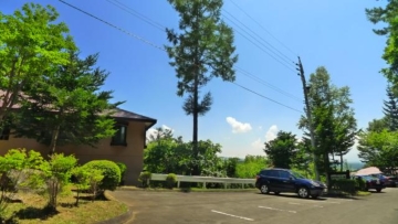 5H棟駐車場