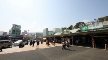 ≪ＪＲ熱海駅（徒歩約５分、約４００ｍ）≫