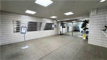 エントランスホール