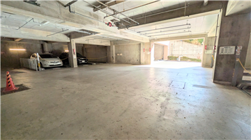 機械式駐車場（地下2階）