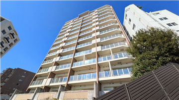 マンション外観／南東側より撮影