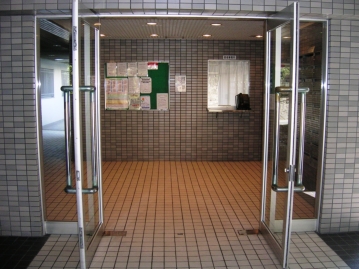フロント