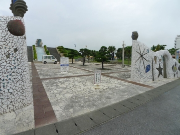 安良波公園徒歩２分（約１１０ｍ）