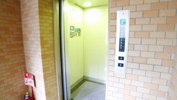 エレベーター