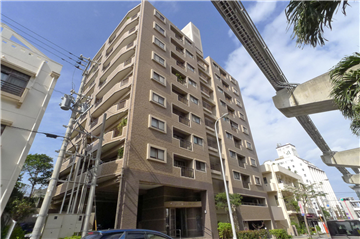 建物外観／東方向から撮影
