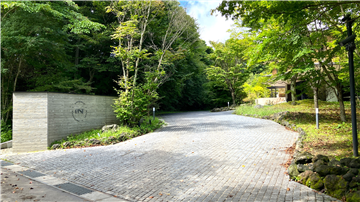 マンションアプローチ